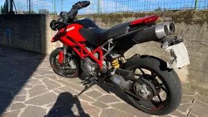 Ducati Hypermotard 796 (2012)  (4)