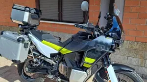 Husqvarna Norden 901 (2022 - 26)  (3)