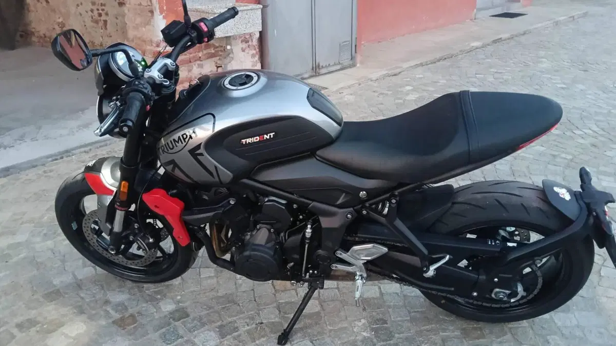 Triumph Trident 660 (2021 - 24)  (2)