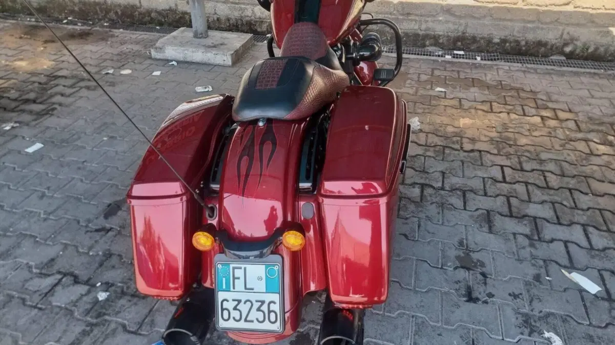 Harley-Davidson 107 Road Glide (2017) - FLTRX  (2)