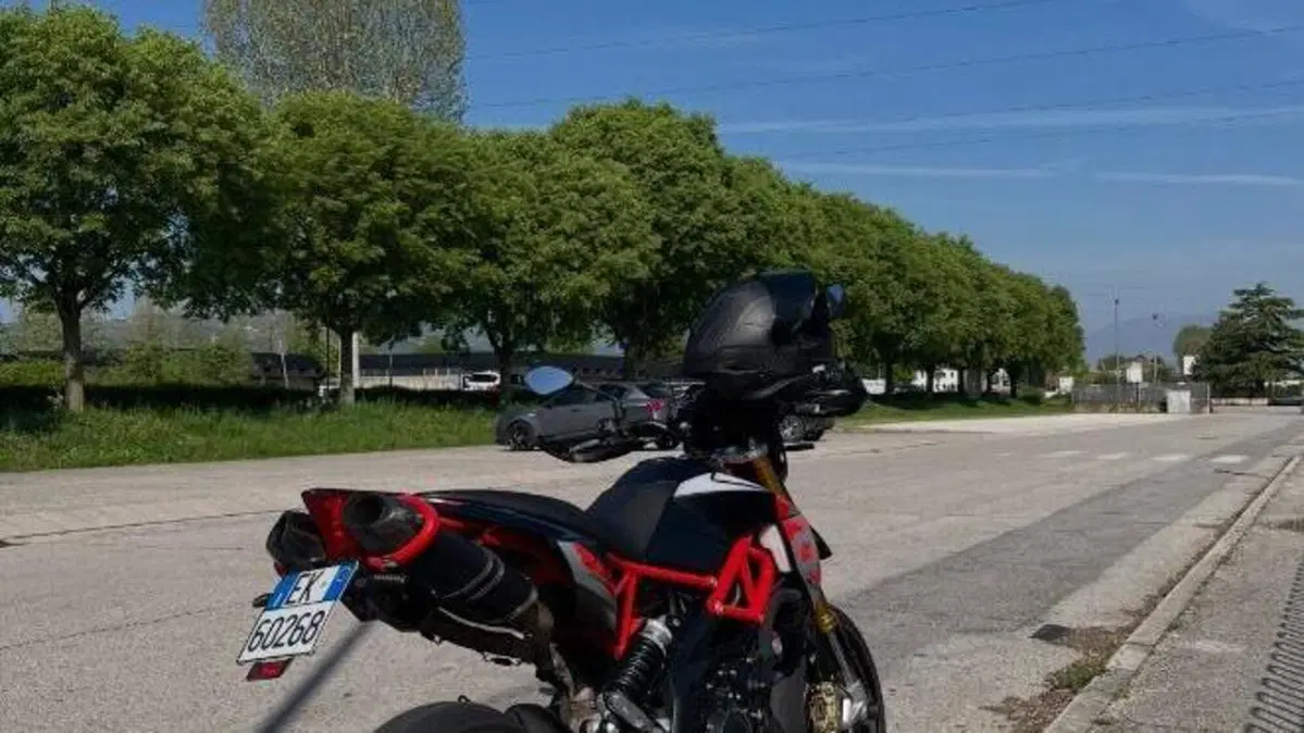 Aprilia Dorsoduro 900 (2017 - 20) 