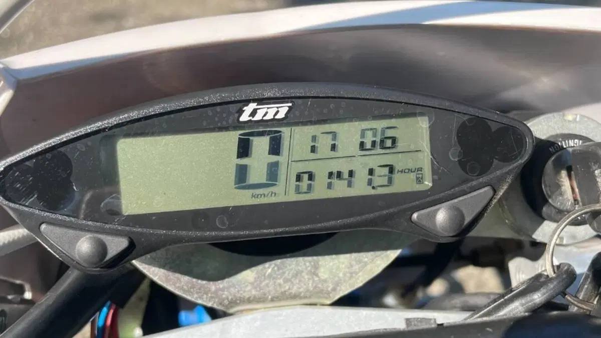 Tm Moto SMR 125 Fi 2T (2024)  (8)