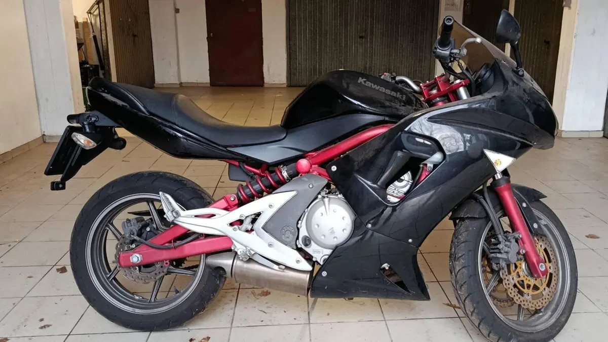 Kawasaki ER-6F (2006 - 08)  (9)