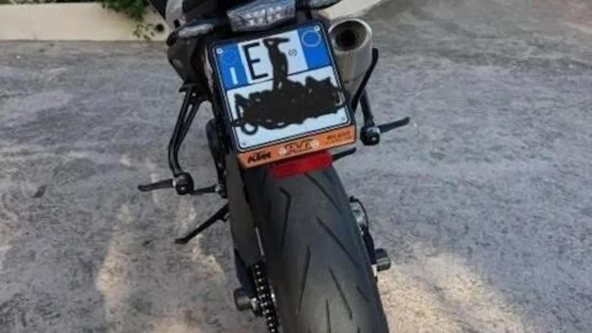 KTM 890 Duke R (2021 - 23)  (5)
