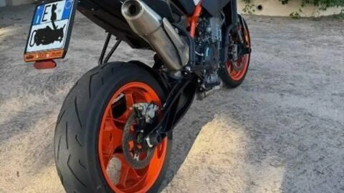 KTM 890 Duke R (2021 - 23)  (6)