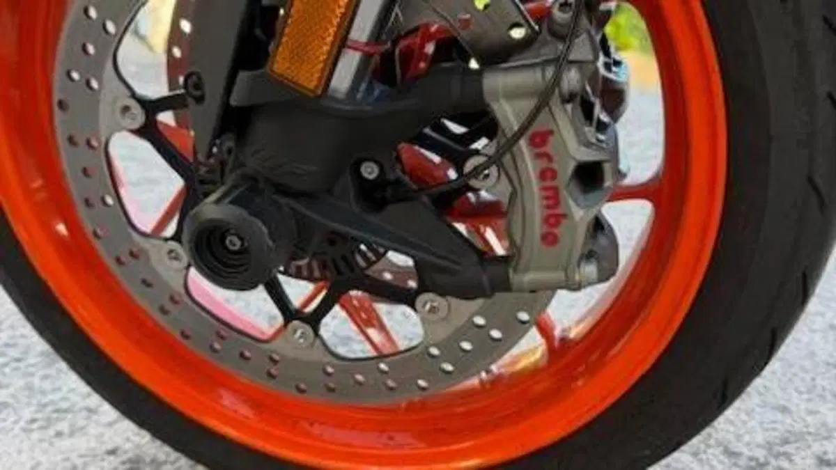 KTM 890 Duke R (2021 - 23)  (11)