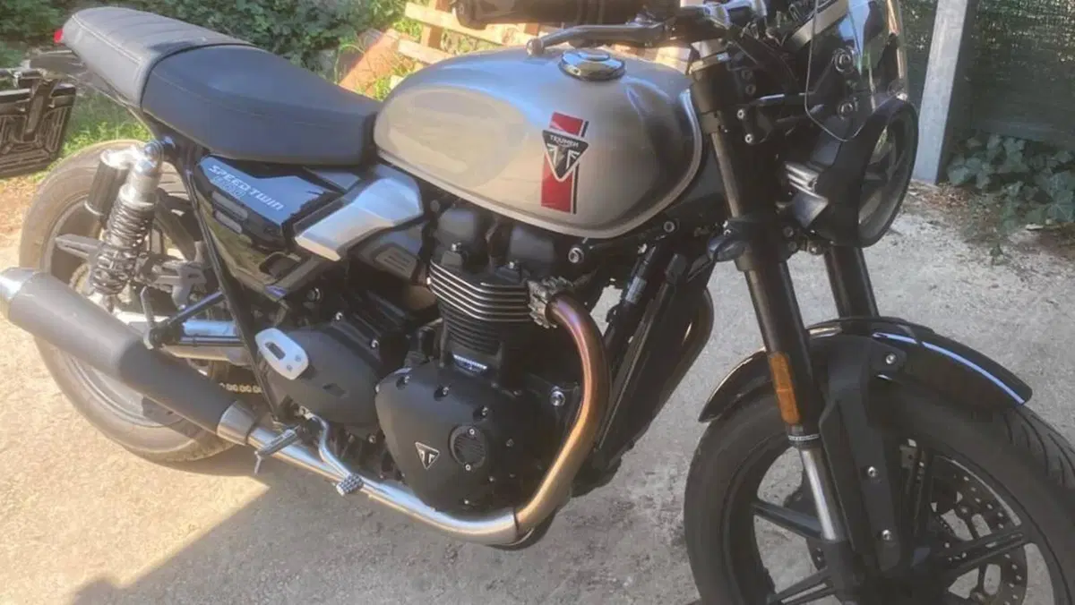 Triumph Speed Twin 900 (2025 - 26)  (3)