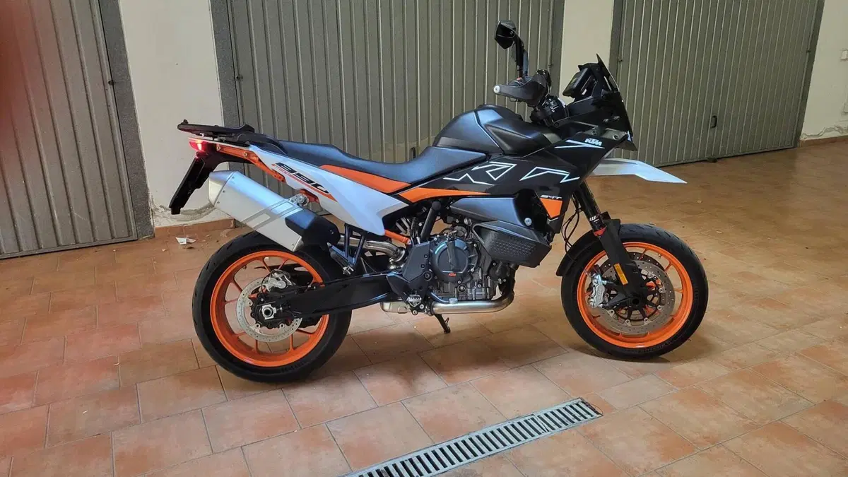 KTM 890 SMT (2023 - 25) 