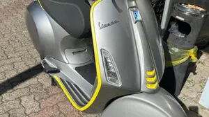 Vespa Primavera Elettrica 70 Tech (2024 - 26)  (5)