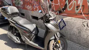 Honda SH 150i (2024 - 25)  (2)