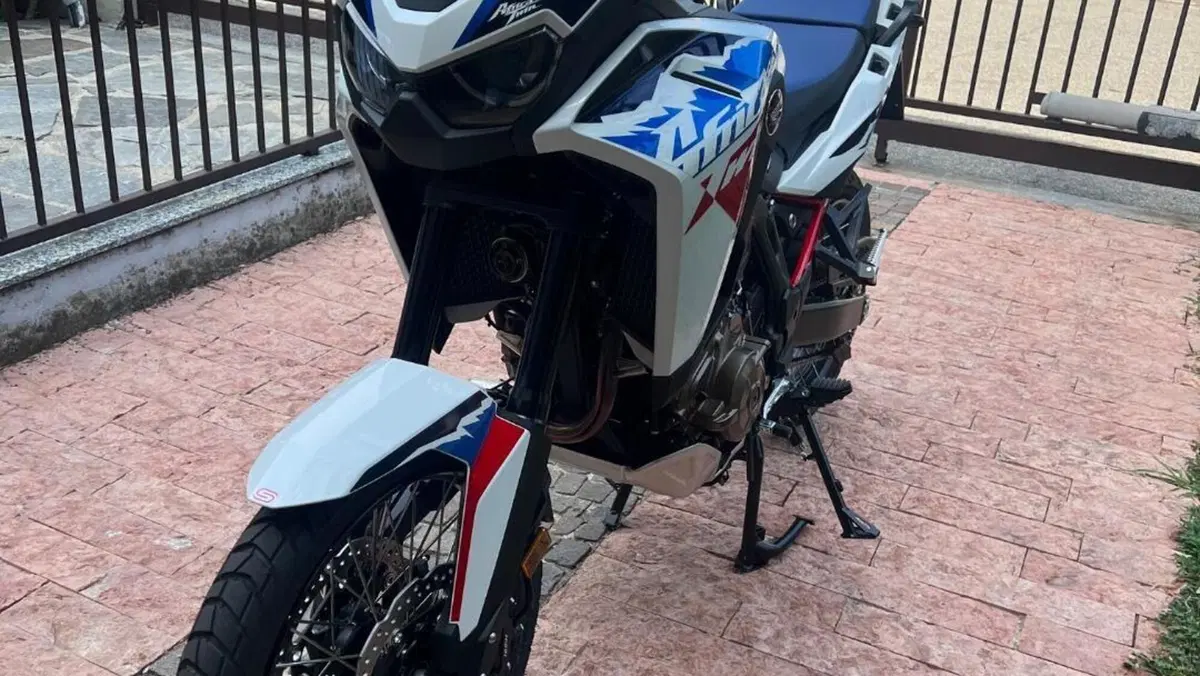 Honda Africa Twin CRF 1100L (2024 - 26)  (3)