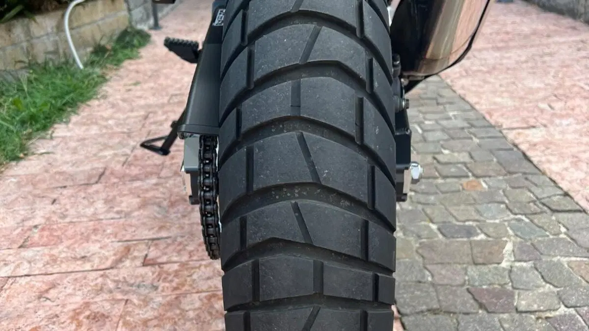 Honda Africa Twin CRF 1100L (2024 - 26)  (12)