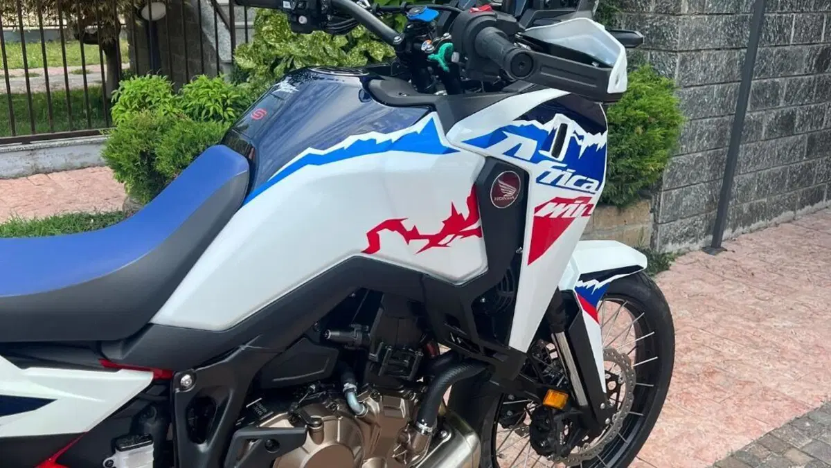 Honda Africa Twin CRF 1100L (2024 - 26)  (17)