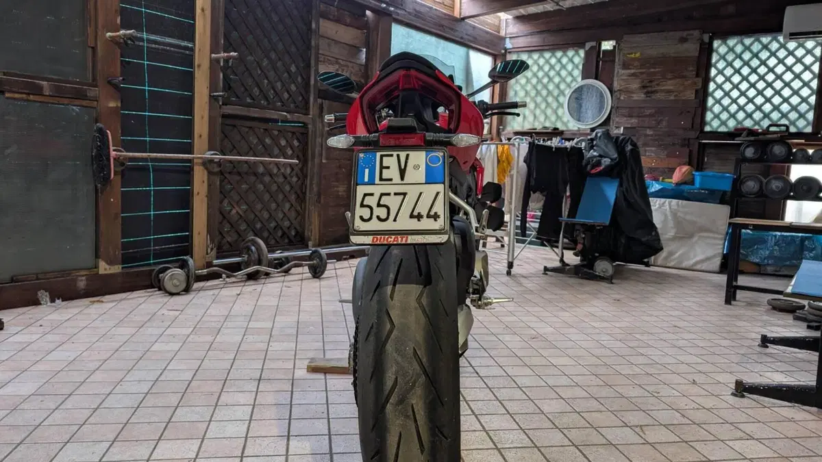 Ducati Streetfighter V4 1100 S (2021 - 22)  (5)