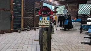 Ducati Streetfighter V4 1100 S (2021 - 22)  (5)