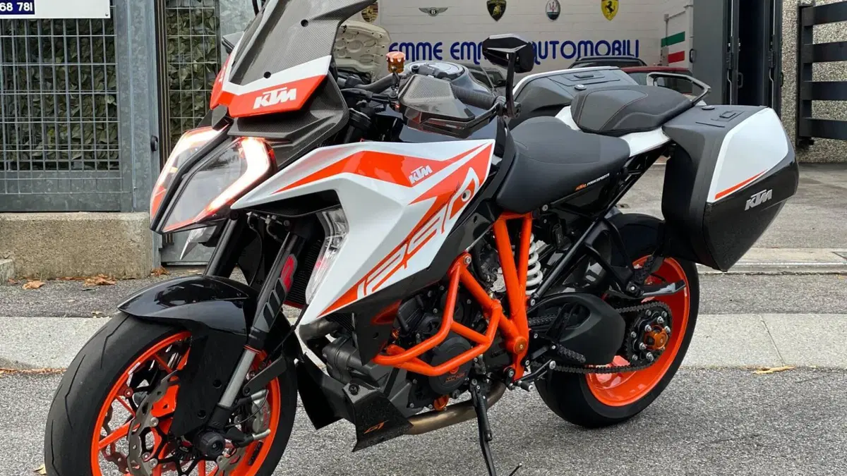 KTM 1290 Super Duke GT (2019 - 20) 