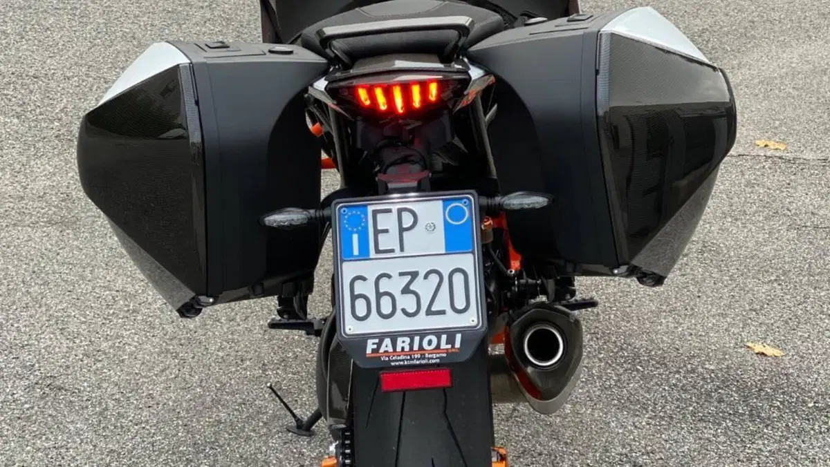 KTM 1290 Super Duke GT (2019 - 20)  (5)