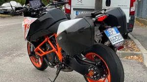 KTM 1290 Super Duke GT (2019 - 20)  (6)