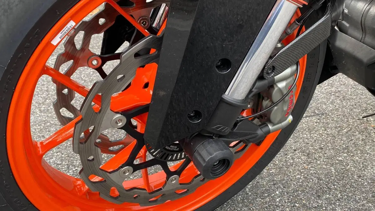 KTM 1290 Super Duke GT (2019 - 20)  (11)