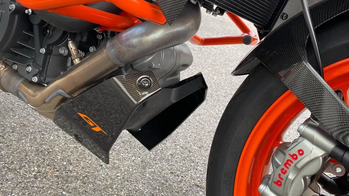 KTM 1290 Super Duke GT (2019 - 20)  (12)