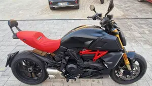 Ducati Diavel 1260 S (2019 - 20)  (3)