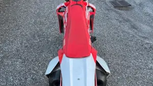 Honda CRF 450R (2017)  (4)
