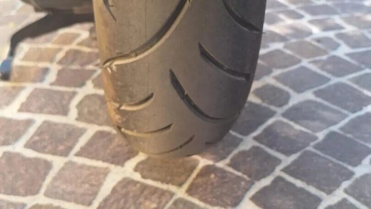 Honda Forza 300 ABS (2013 - 17)  (4)