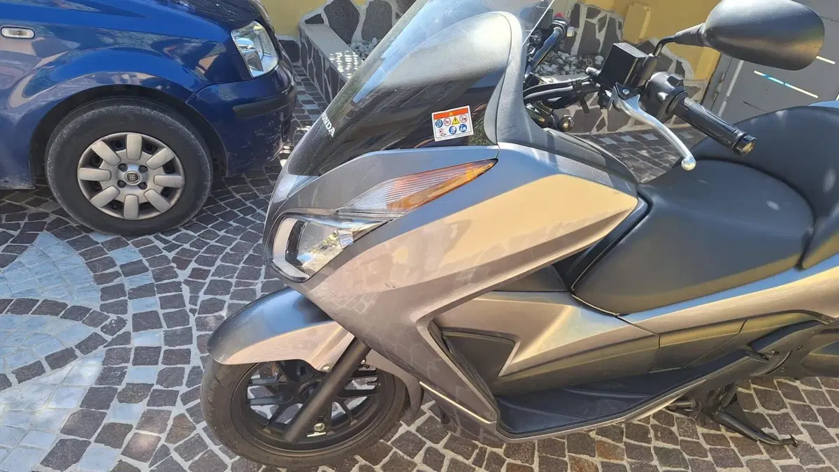 Honda Forza 300 ABS (2013 - 17)  (6)