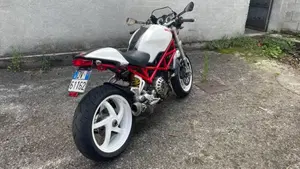 Ducati Monster S2R 1000  (4)