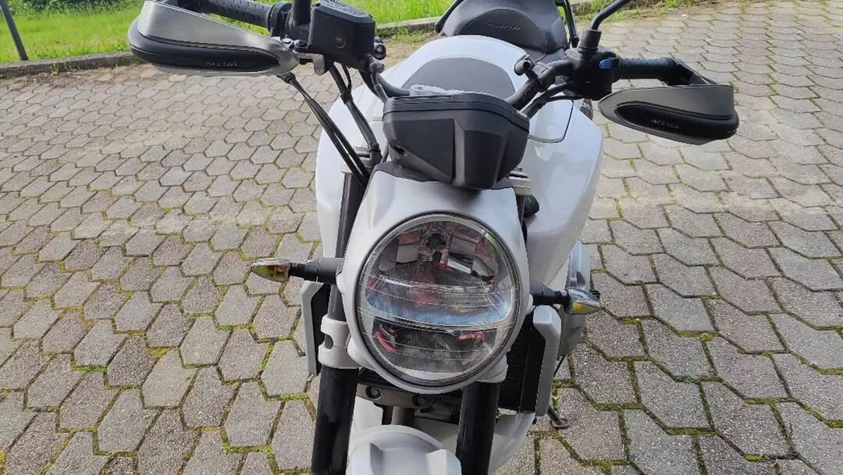 Aprilia Mana 850 (2007 - 16)  (3)