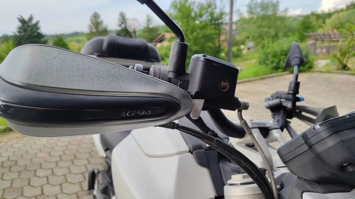 Aprilia Mana 850 (2007 - 16)  (4)