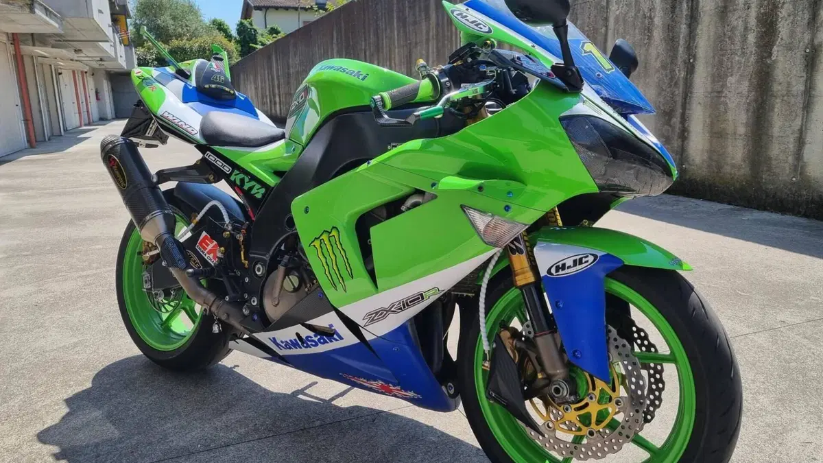 Kawasaki Ninja 1000 ZX-10R (2004 - 05)  (5)