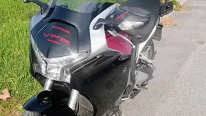 Honda VFR 1200 F ABS (2009 - 16)  (2)