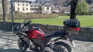 Honda VFR 1200 F ABS (2009 - 16)  (5)