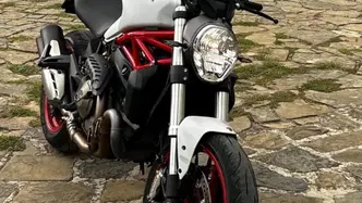Ducati Monster 821 ABS (2014 - 17) usata