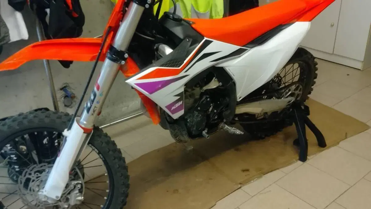 KTM 250 SX-F (2024) 