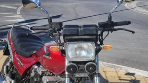Honda   (8)