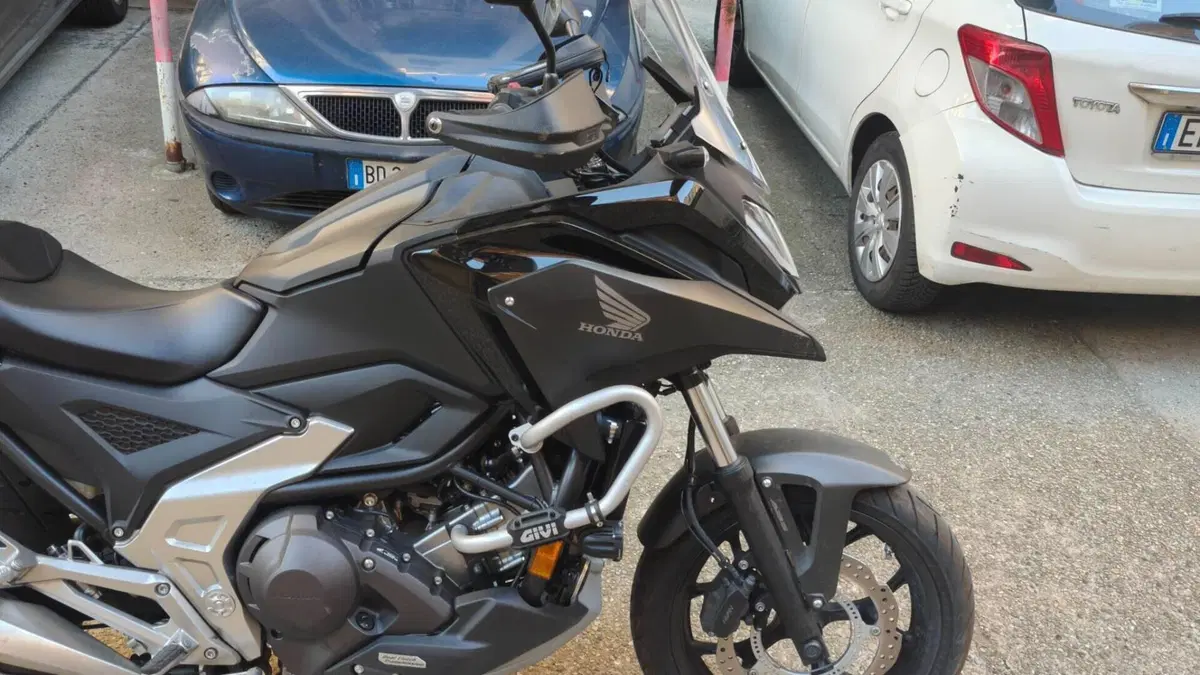 Honda NC 750 X DCT (2021 - 24)  (2)