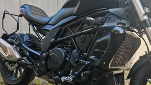 Benelli 502 C (2021 - 25) 