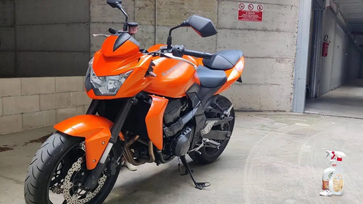 Kawasaki Z 750 (2007 - 14)  (6)