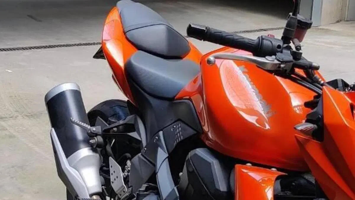 Kawasaki Z 750 (2007 - 14)  (7)