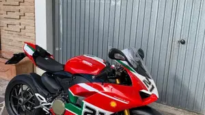 Ducati Panigale V2 Bayliss 1st Championship 20th Anniversary (2021 - 24) 