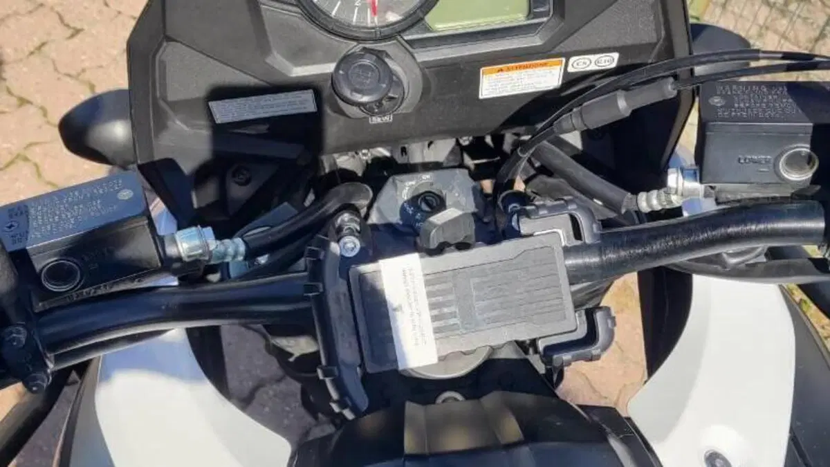 Suzuki V-Strom 1000 (2017 - 20)  (3)