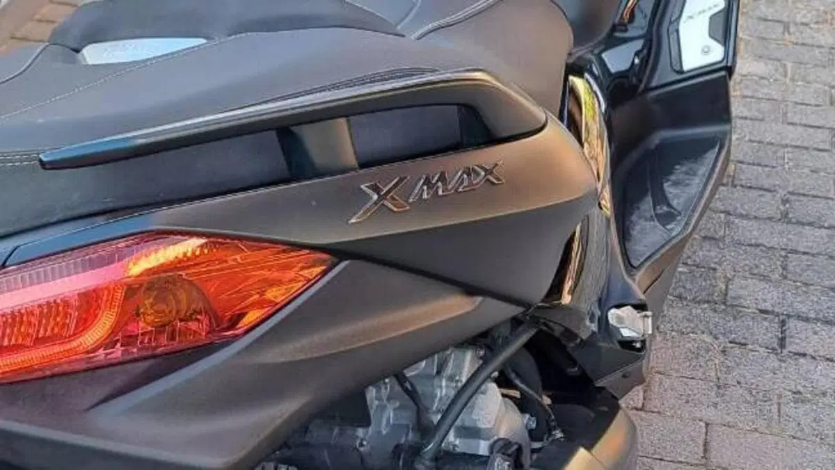 Yamaha X-Max 300 Tech Max (2021 - 24)  (5)