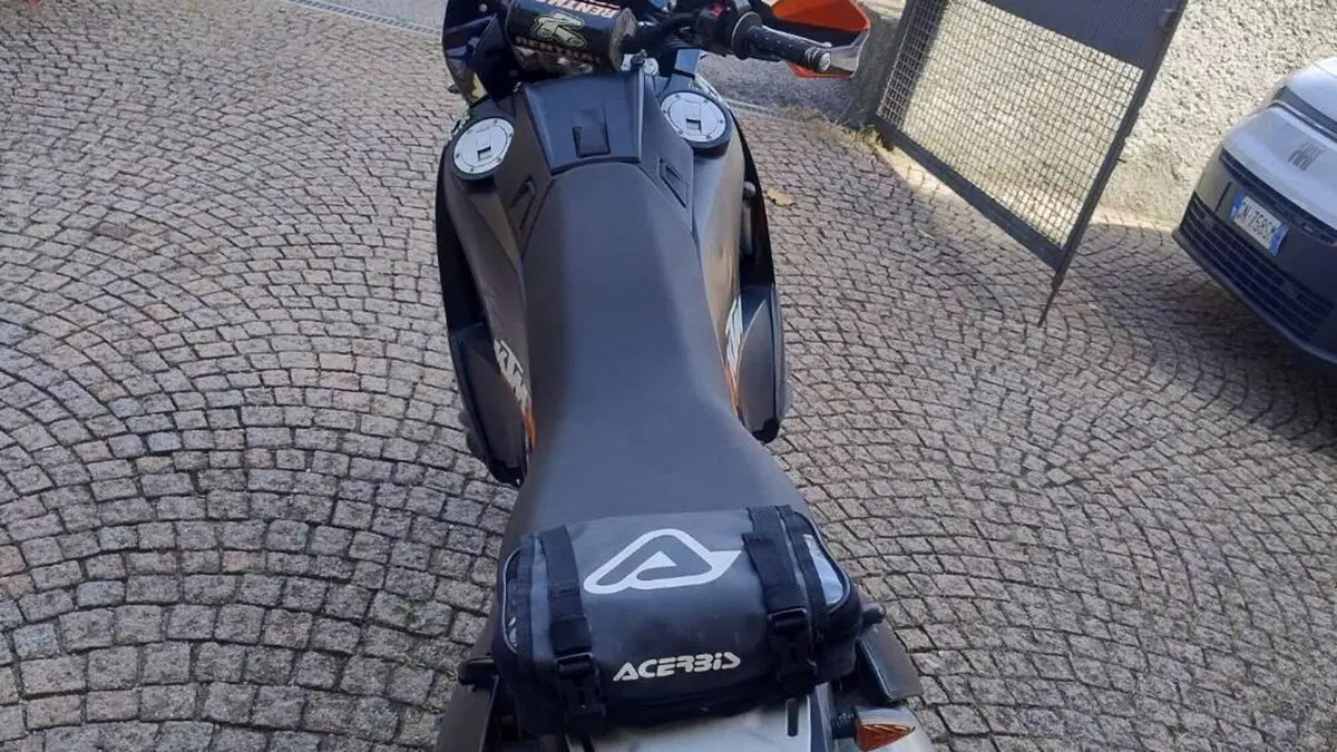 KTM 990 Adventure R (2009 - 11)  (2)