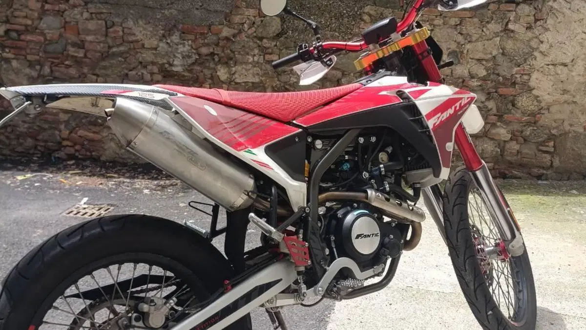 Fantic Motor XEF 125 Competition 4T (2022)  (2)