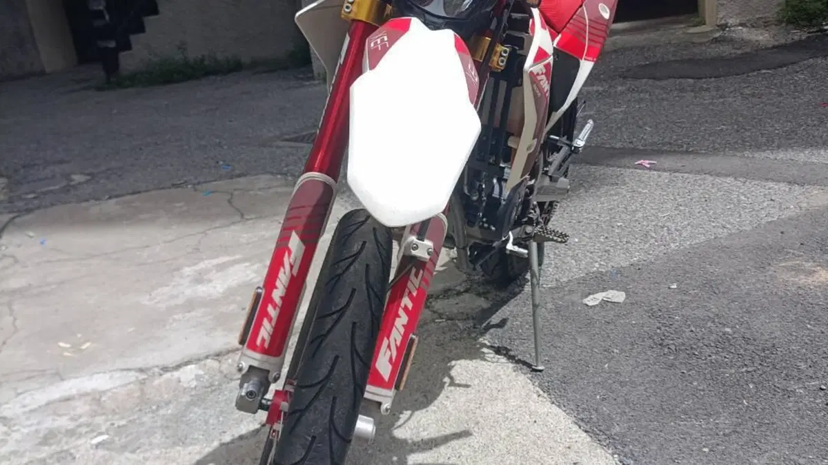 Fantic Motor XEF 125 Competition 4T (2022)  (3)