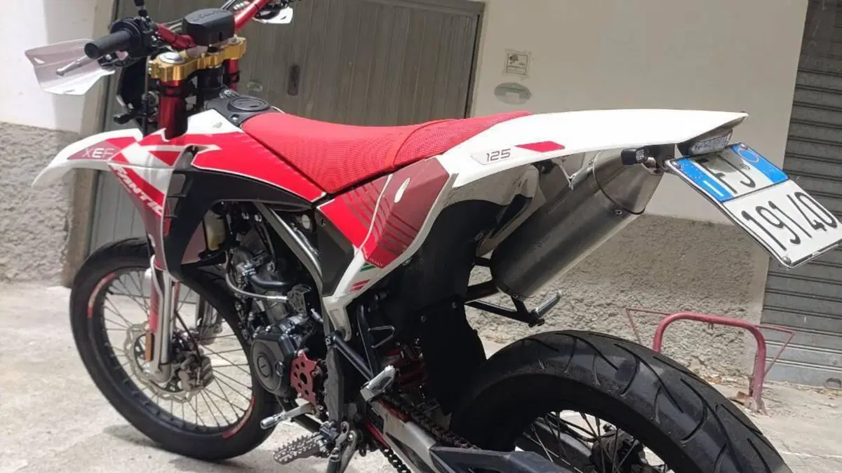 Fantic Motor XEF 125 Competition 4T (2022)  (5)
