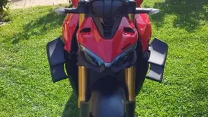 Ducati Streetfighter V4 S (2023 - 24)  (2)
