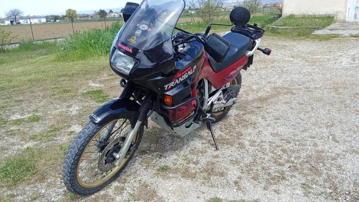 Honda   (2)